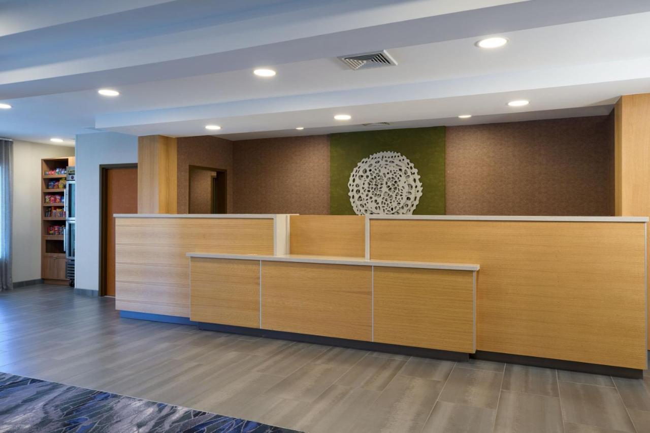 Fairfield Inn And Suites By Marriott ווינצ'סטר מראה חיצוני תמונה