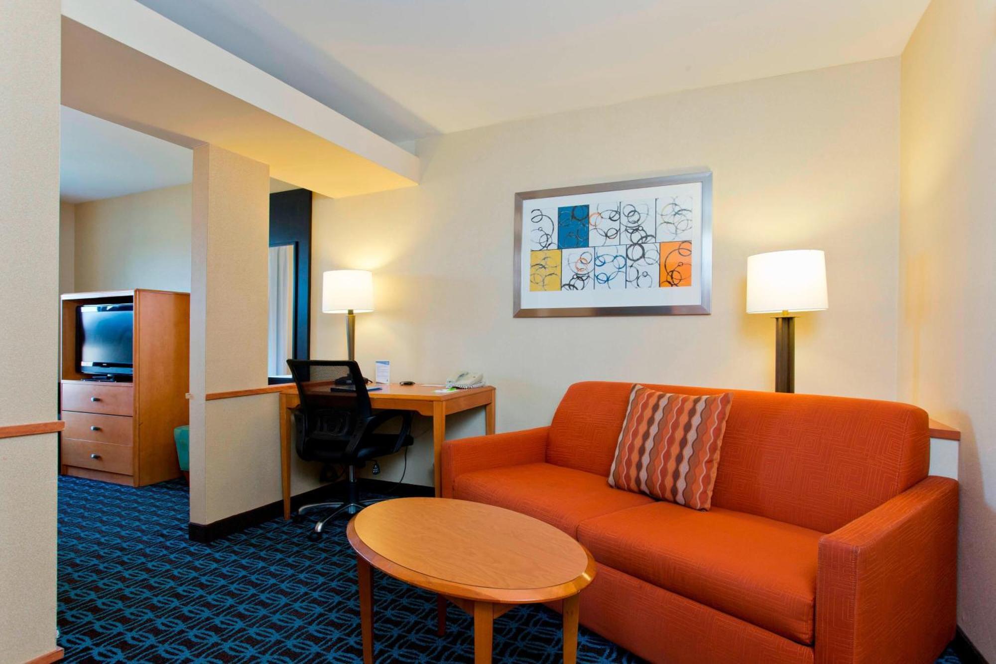 Fairfield Inn And Suites By Marriott ווינצ'סטר מראה חיצוני תמונה