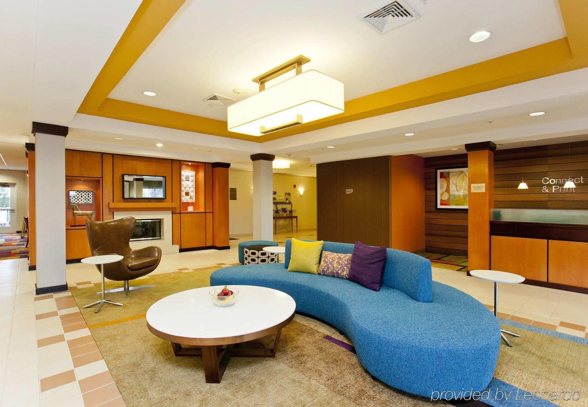 Fairfield Inn And Suites By Marriott ווינצ'סטר מראה חיצוני תמונה