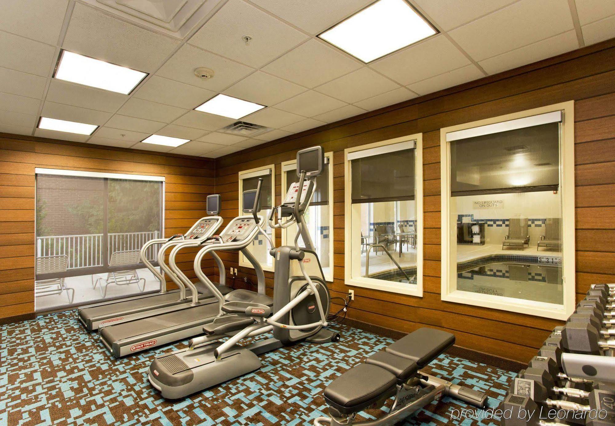Fairfield Inn And Suites By Marriott ווינצ'סטר מראה חיצוני תמונה